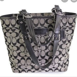 COACH Hadley Signature Tote handbag